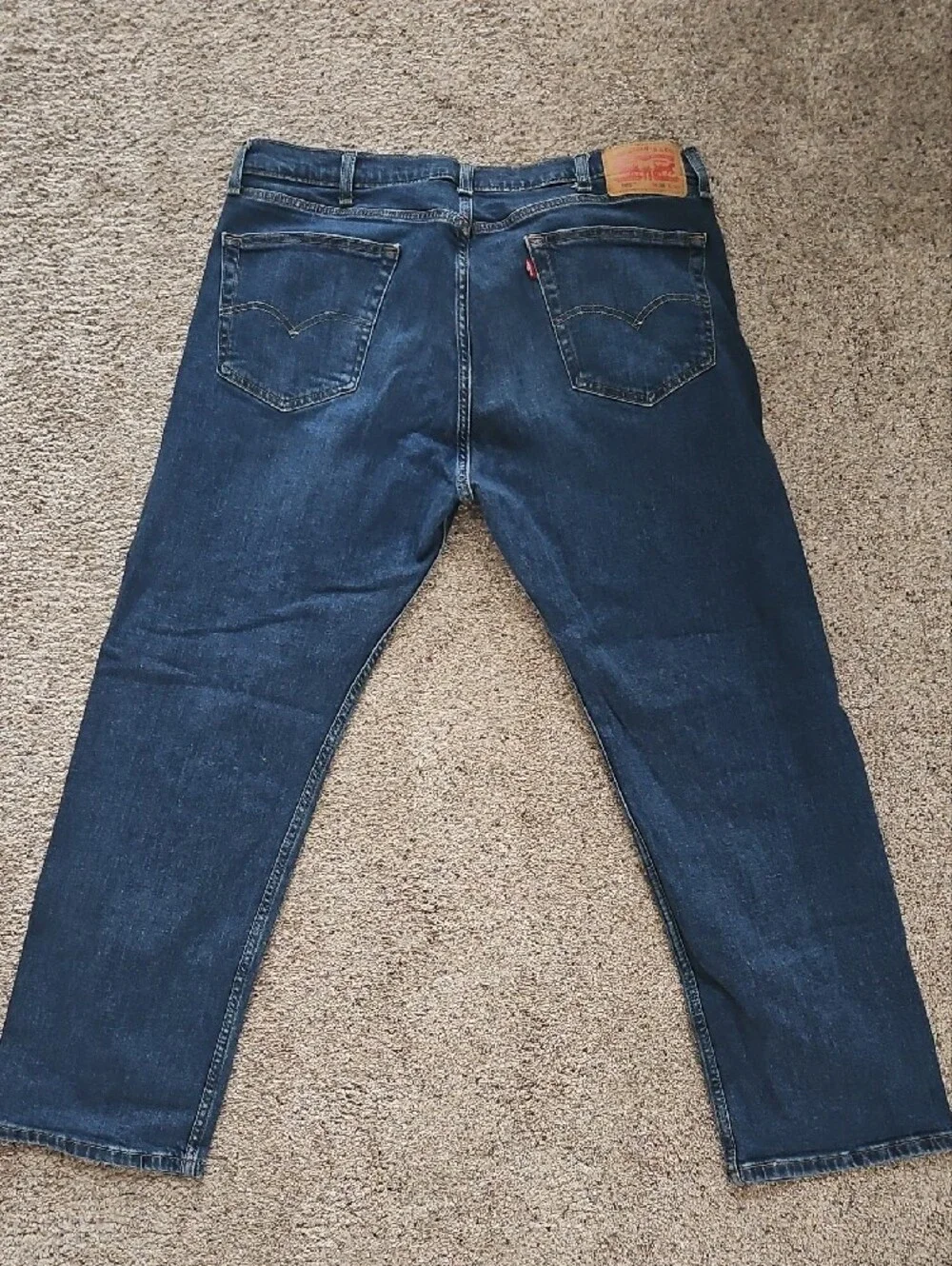Levis straight leg